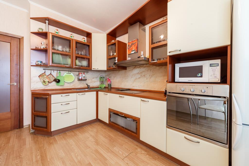 Apartment Domashny Uyut Na Belinskogo 41 Luxe Ekaterinburg Ngoại thất bức ảnh