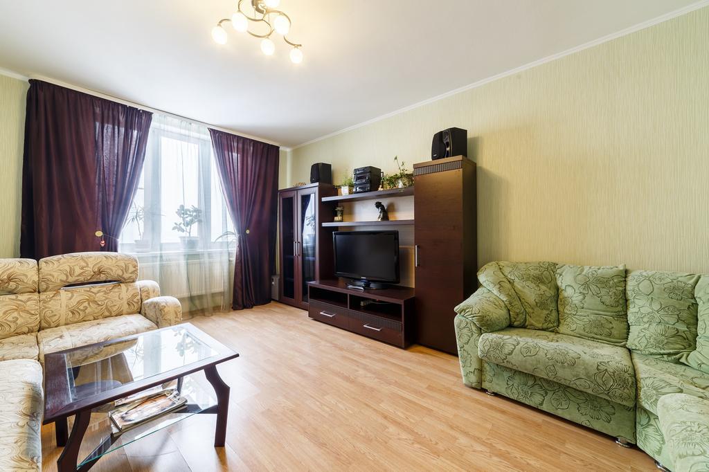 Apartment Domashny Uyut Na Belinskogo 41 Luxe Ekaterinburg Ngoại thất bức ảnh